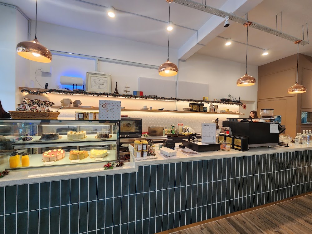 Petiteserie Bakery & Cafe @ Ara Damansara