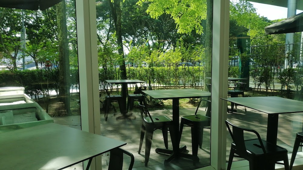 KoffeHolics Cafe