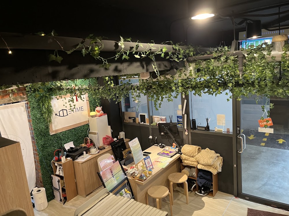 MeTime BookCafe