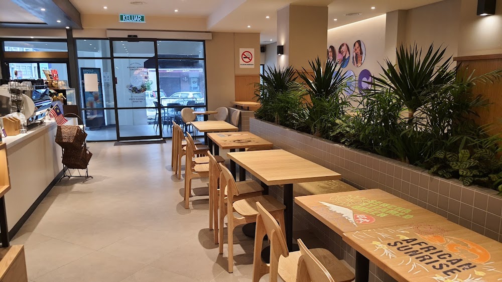 The Coffee Bean & Tea Leaf