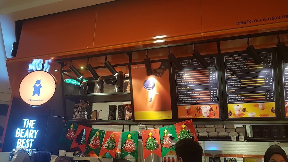 Bask Bear Coffee • 1 Utama