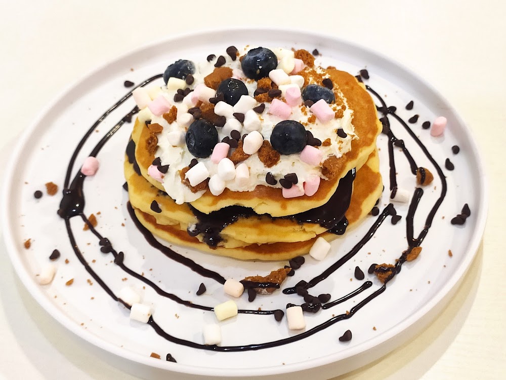 Indulge Artisanal Café and Desserts