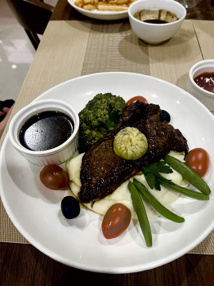 Noah Cafe